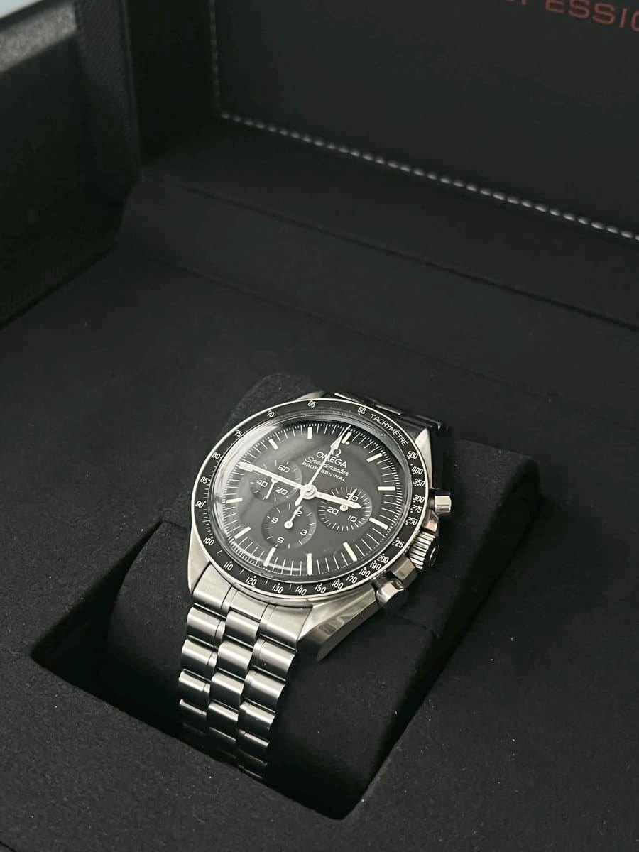 Omega Speedmaster Professional